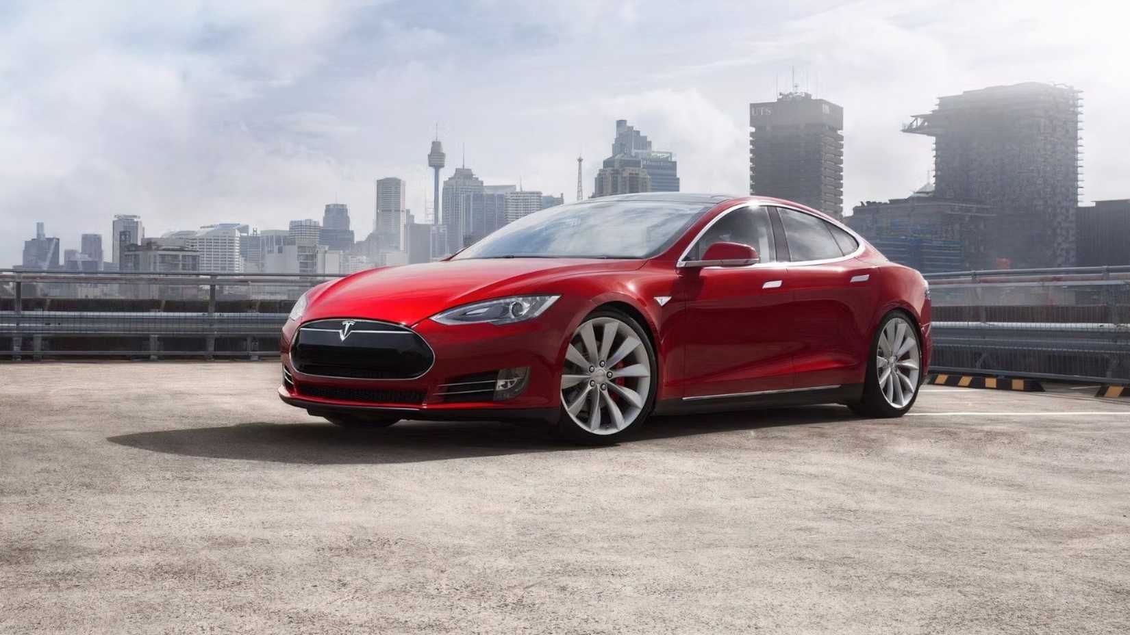 2012 Tesla Model S Pricing, Photos & Specs