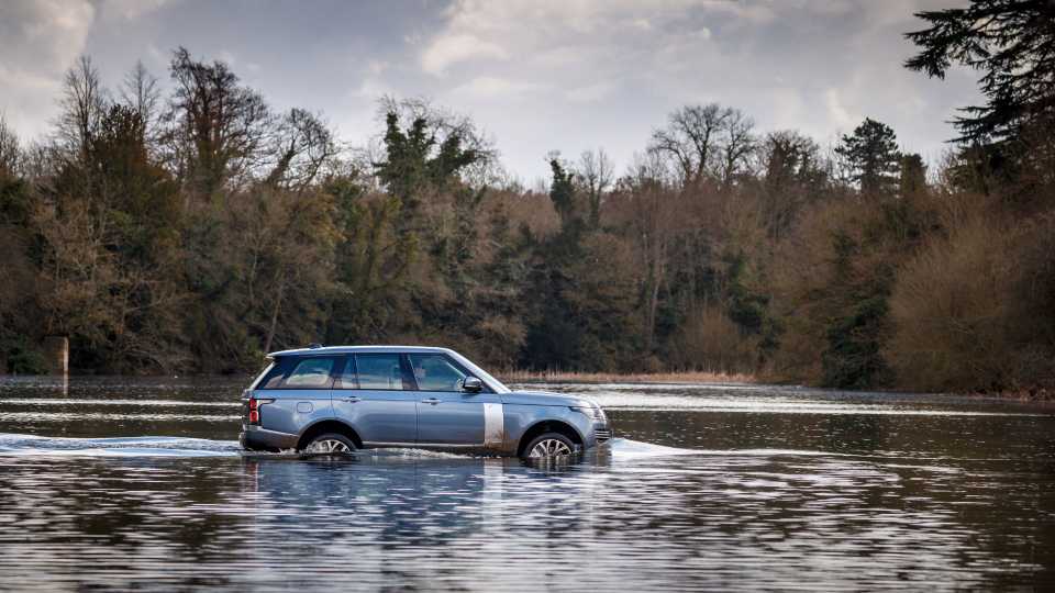 2012 Land Rover Range Rover Pricing, Photos & Specs