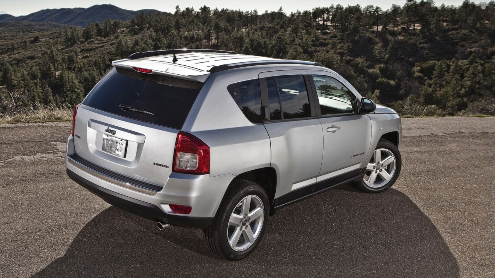 2012 Jeep Compass Pricing, Photos & Specs