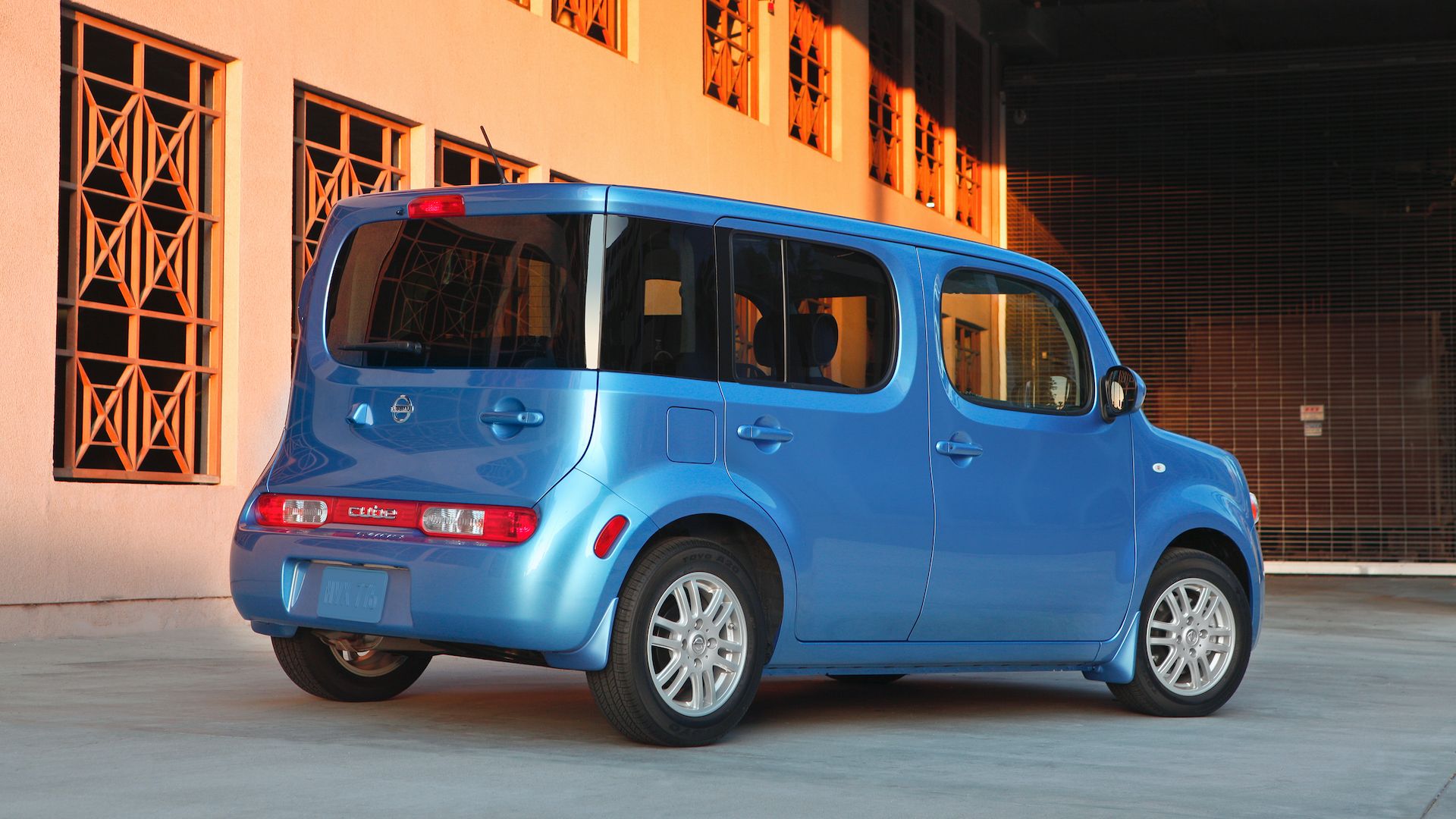 2009 Nissan Cube - Overview Pricing, Photos & Specs