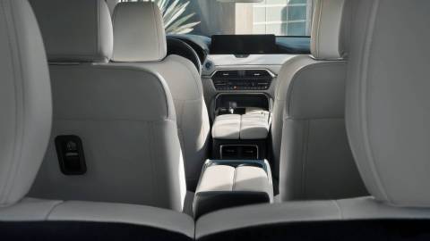 2024 Mazda CX-90 Pricing, Photos & Specs