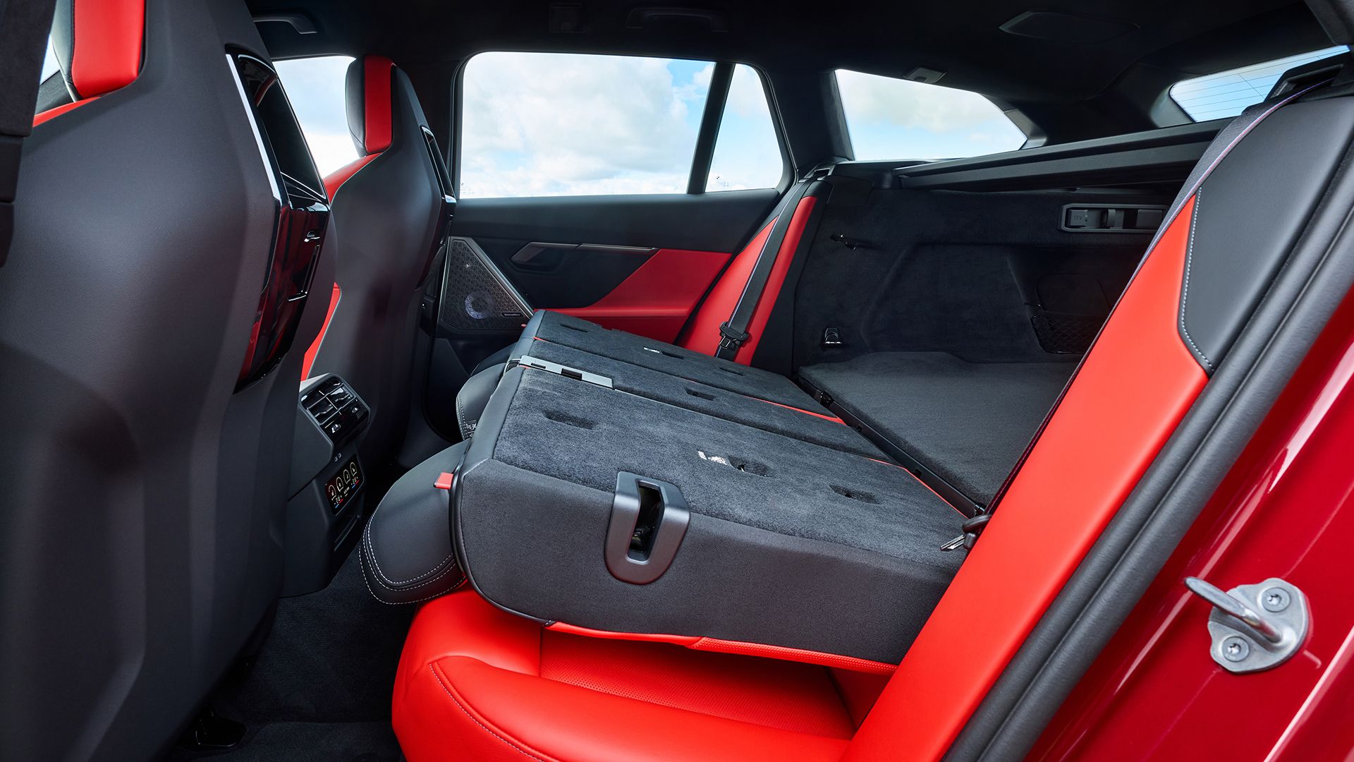 2025 BMW M5 Touring