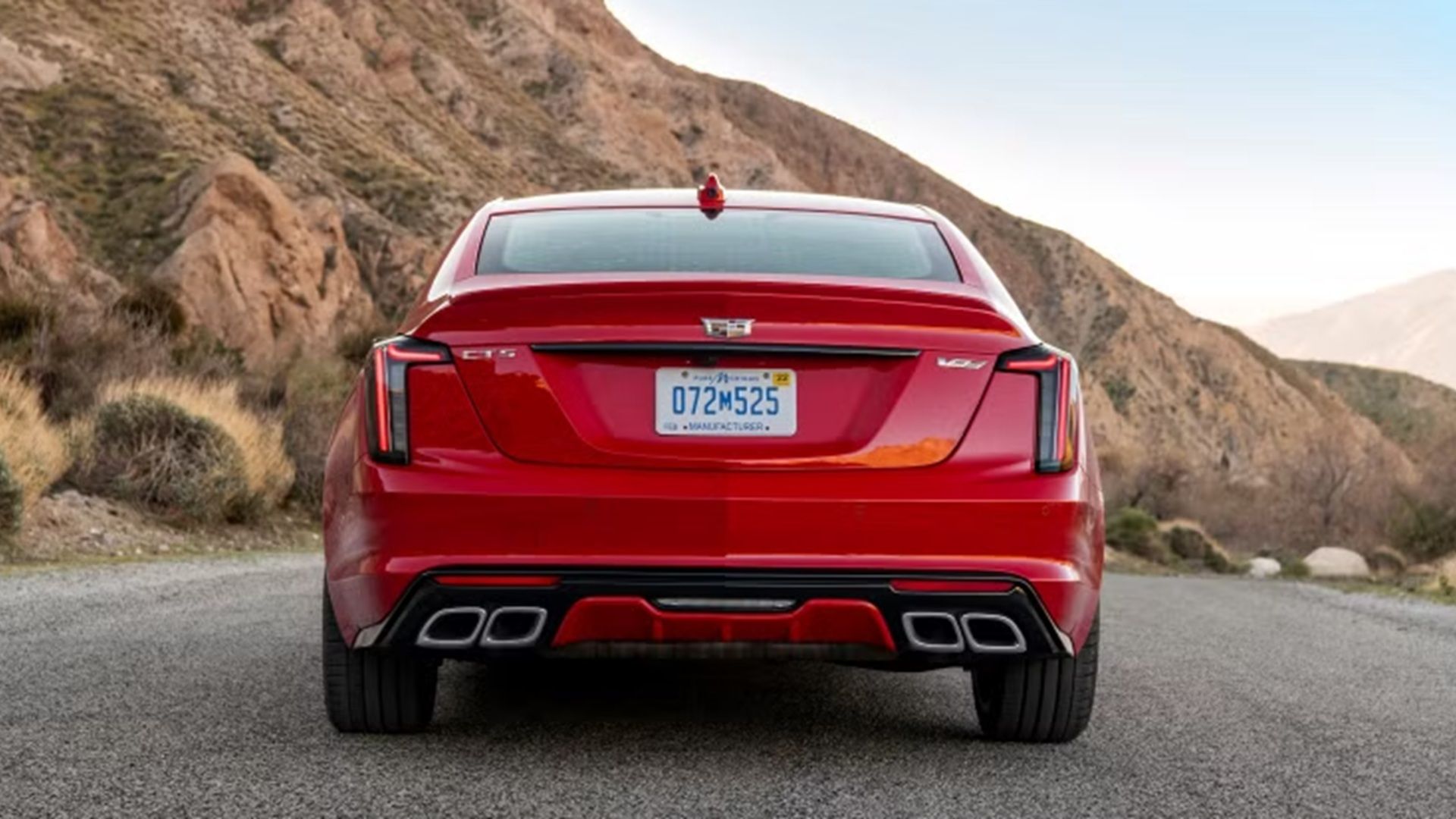 The First Mass-Produced Car With A V8 Engine Was Obviously American