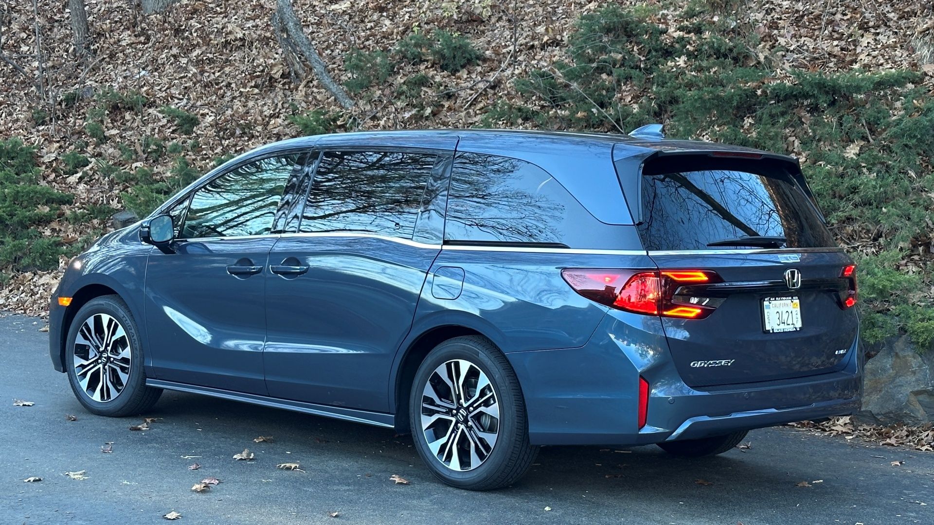 What Honda's Most Reliable Used Odyssey Minivan Costs To Own