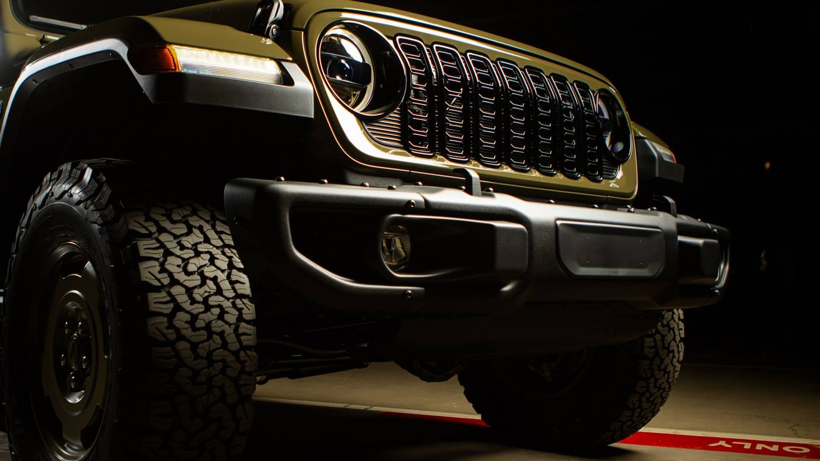 Jeep Finally Has A Reason To Worry About The Ford Bronco