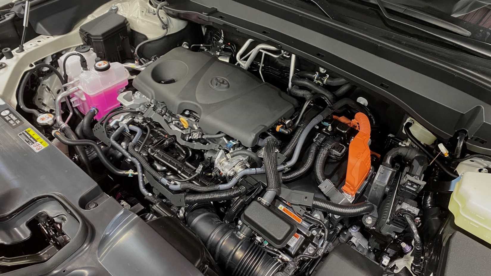 Costco Is Rationing Motor Oil Amid a Group III Shortage
