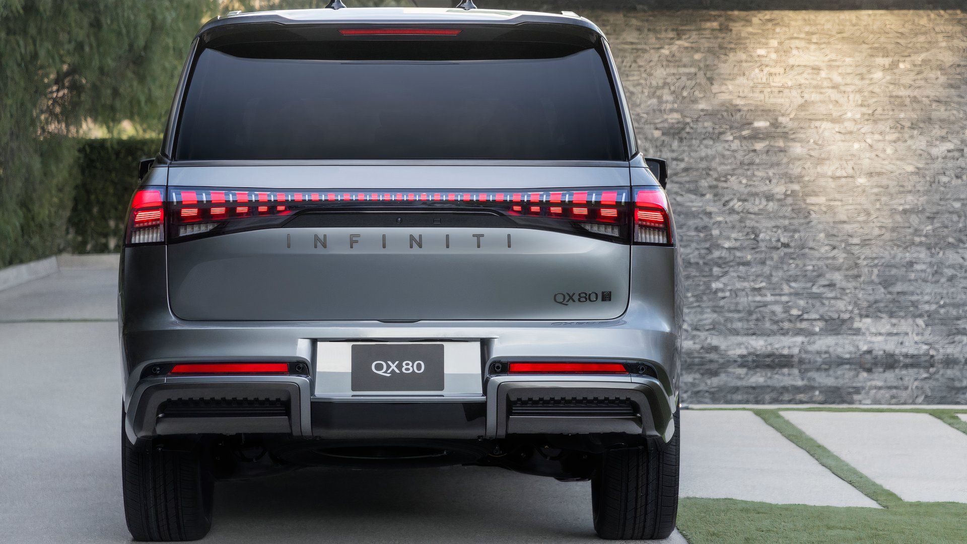 2025 Infiniti QX80 exterior