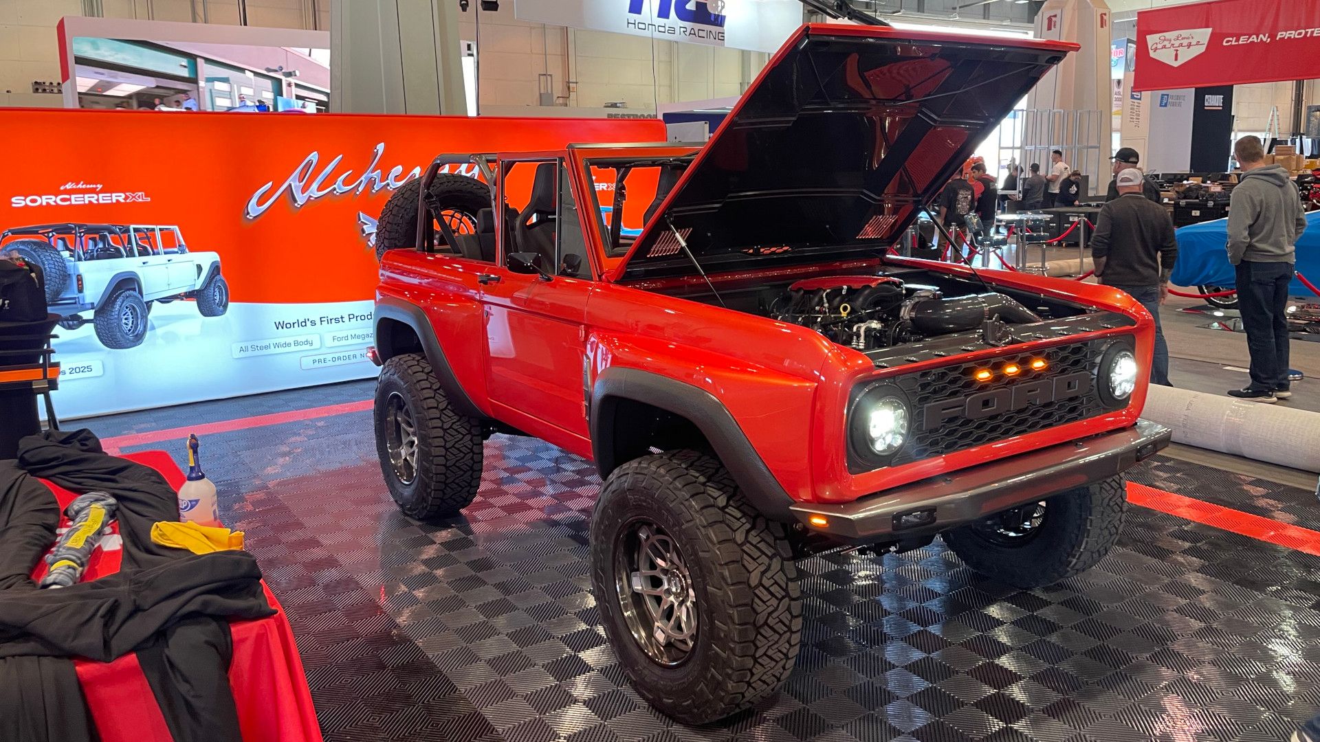 Alchemy Sorcerer Super Bronco Gets Megazilla V8 And Epic All-Steel