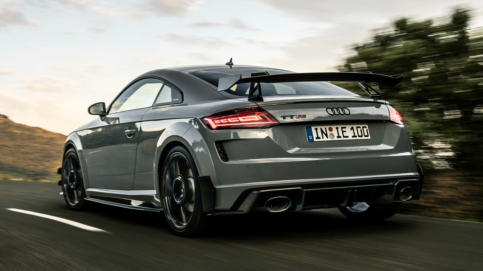Ttrs Rear 10 Sports Cars That Are Surprisingly Practical