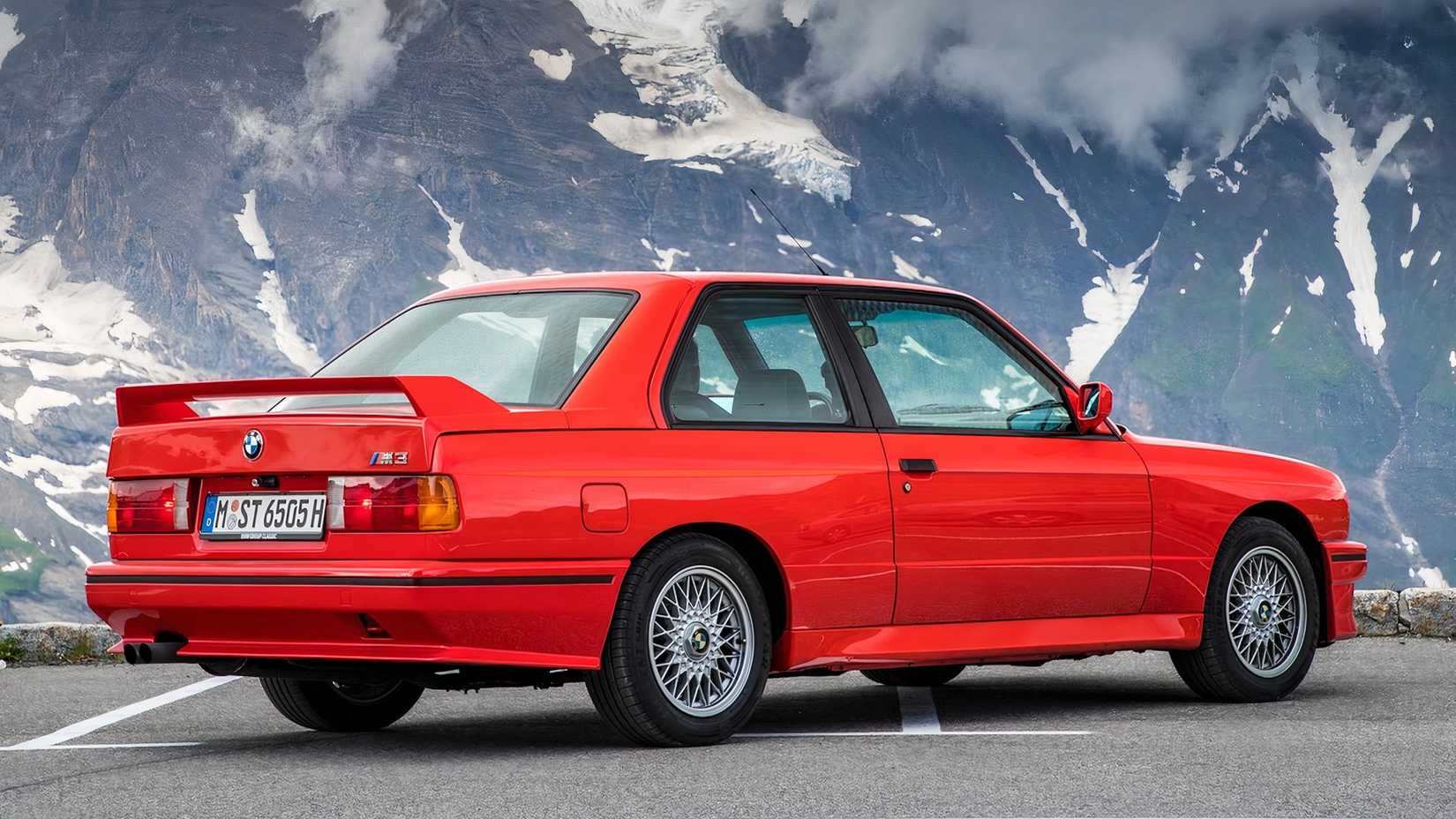 The M3 Sport Evolution Is The Ultimate E30 That'll Set You Back More(01)
