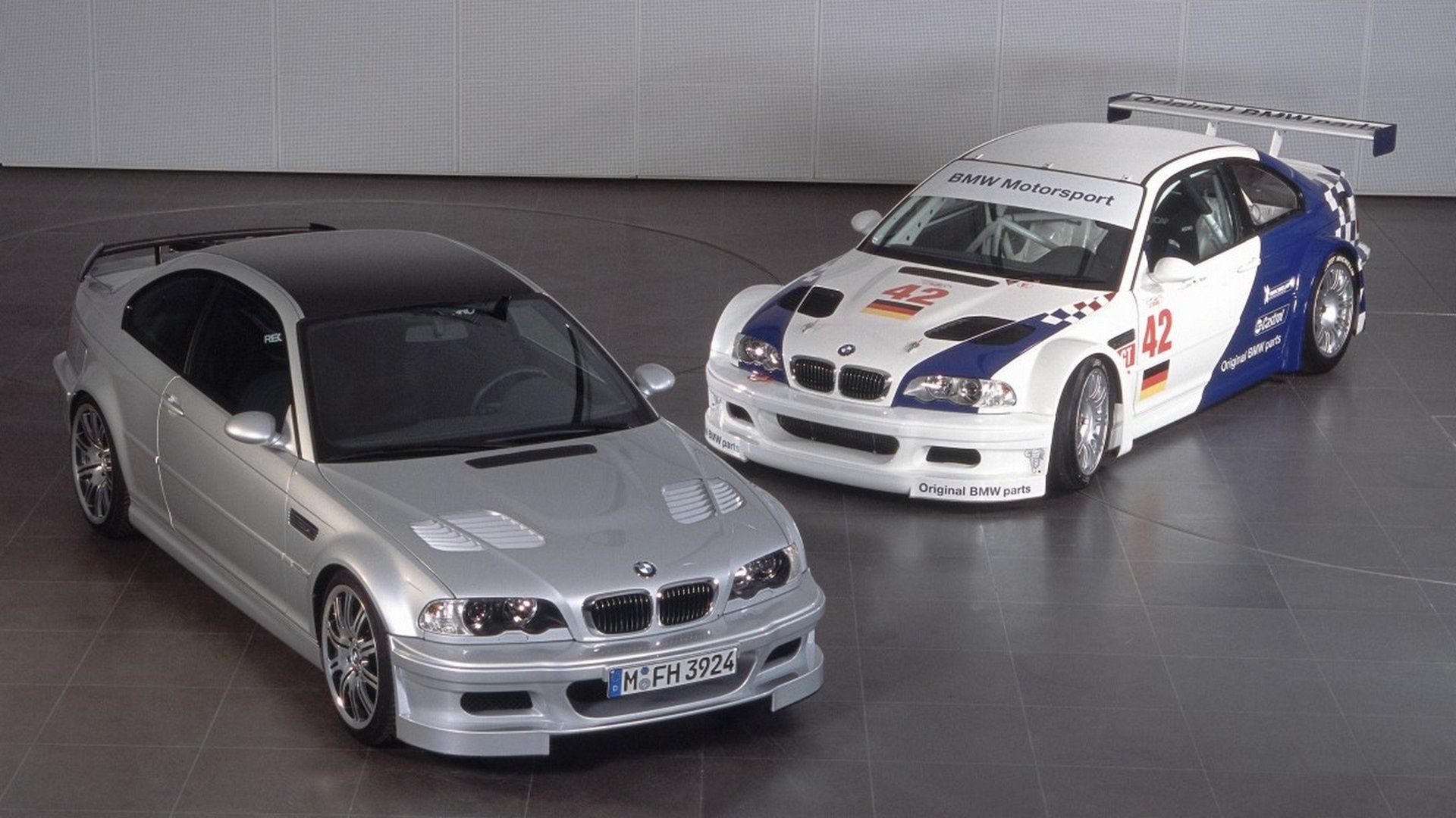 BMW Classic Boss Does A Walk-Through Of The E46 M3 With A V8