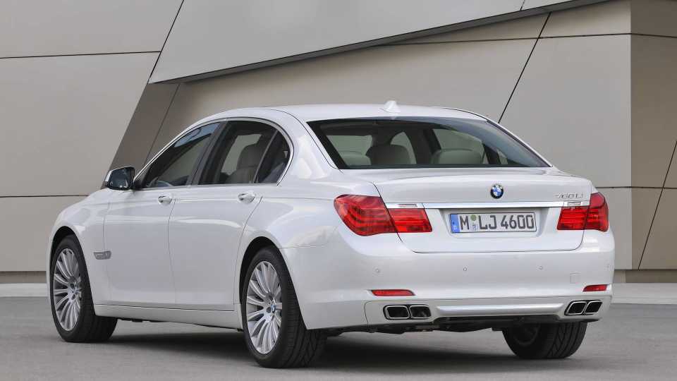 2012 BMW 7 Series Pricing, Photos & Specs