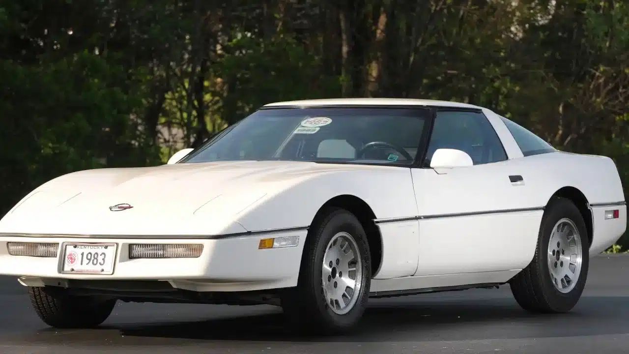 Chevy-Corvette 1983 CNM