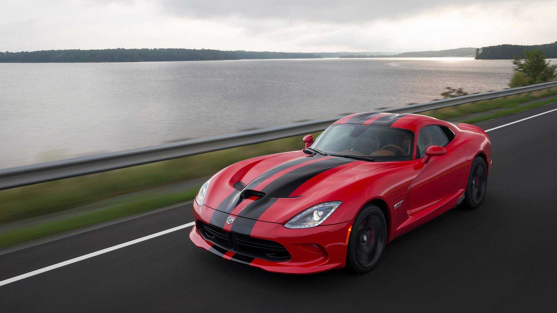 Back Red Dodge Viper Dodge Viper Generations: All Model Years | CarBuzz