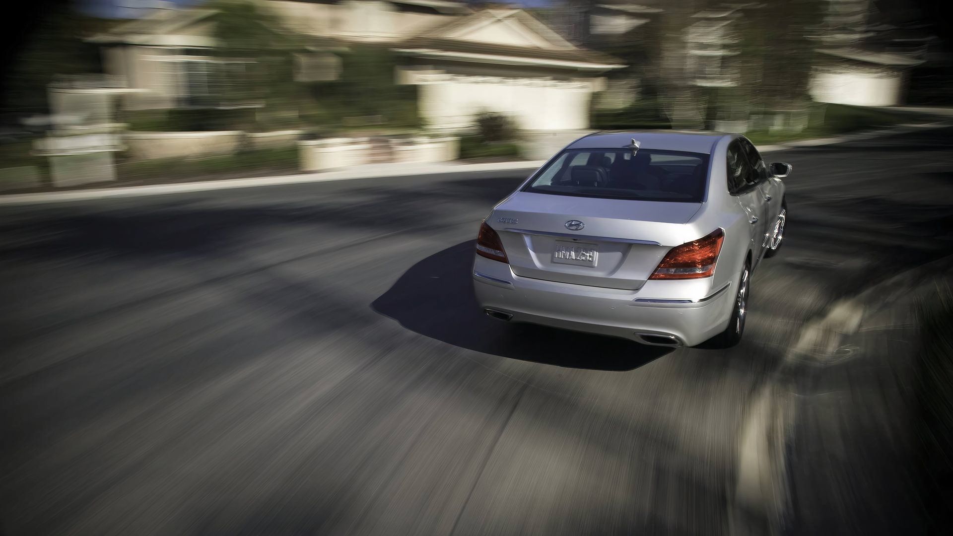2012 Hyundai Equus Pricing, Photos & Specs