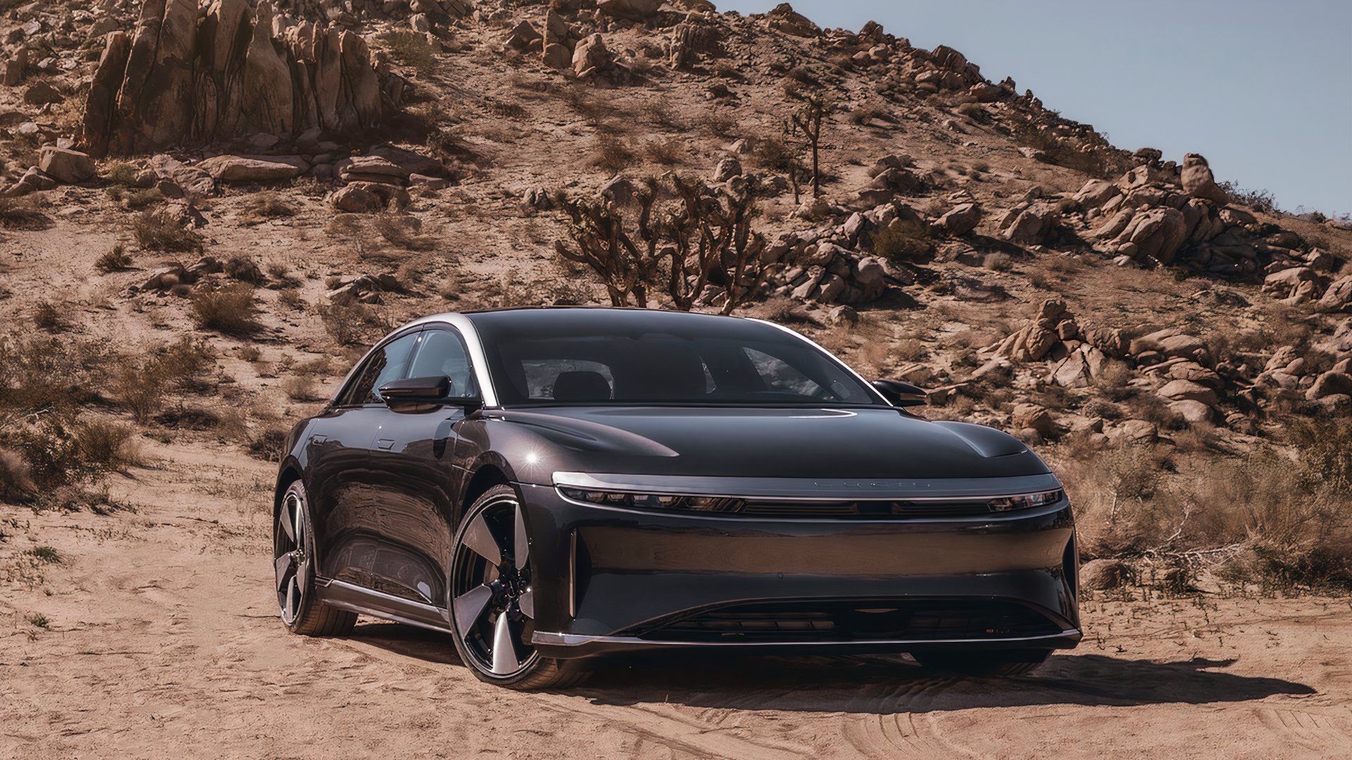 Lucid Air Grand Touring in sand