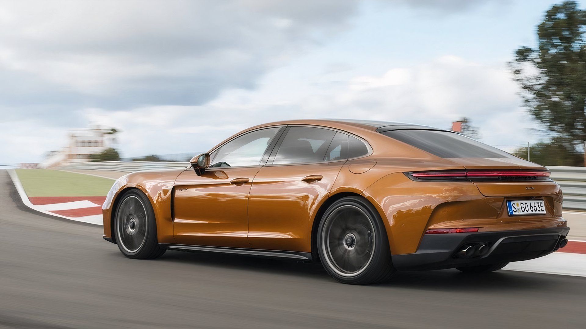 Ranking The Fastest Hybrid Cars In The World By Top Speed
