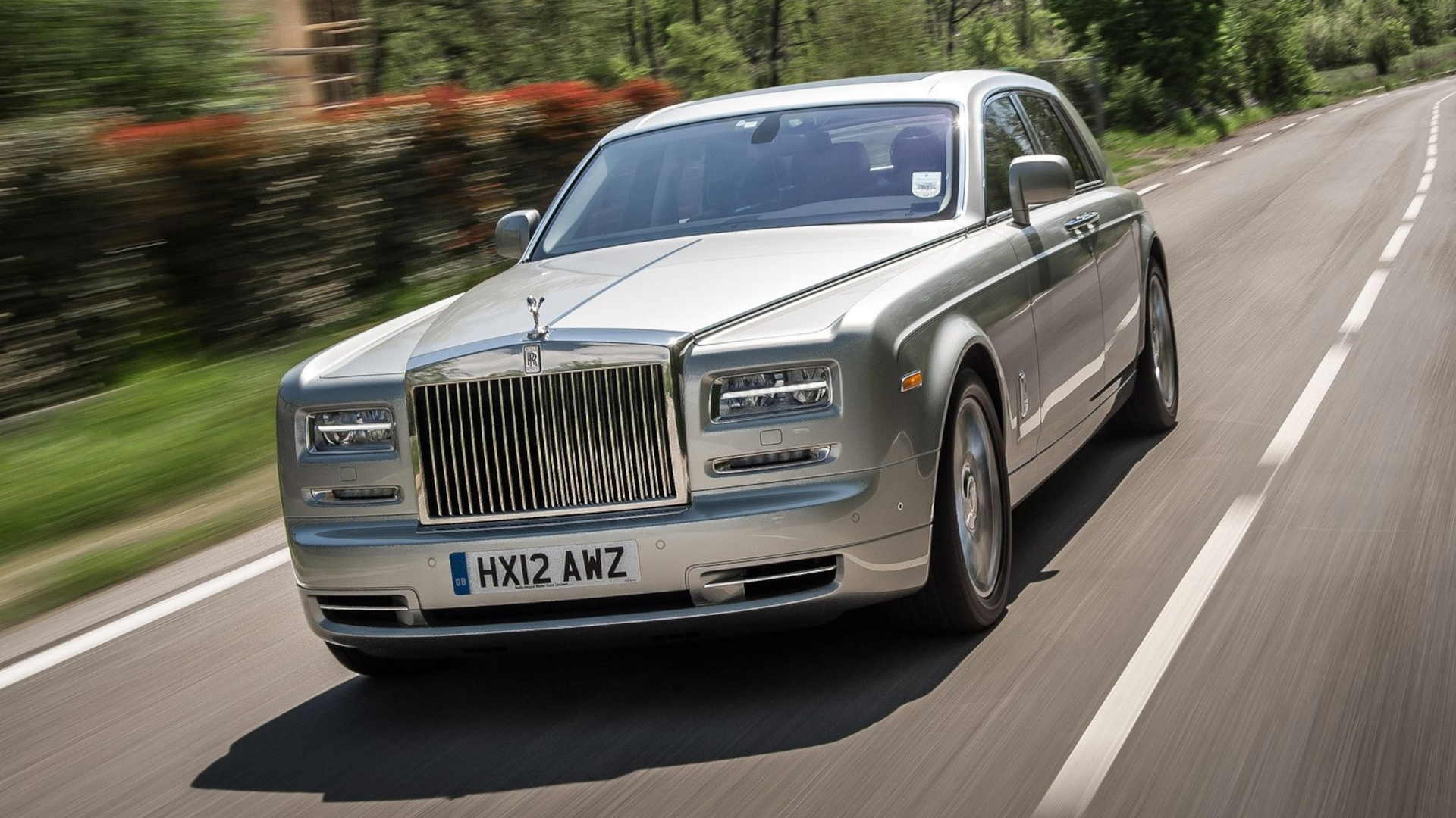 rolls royce phantom front