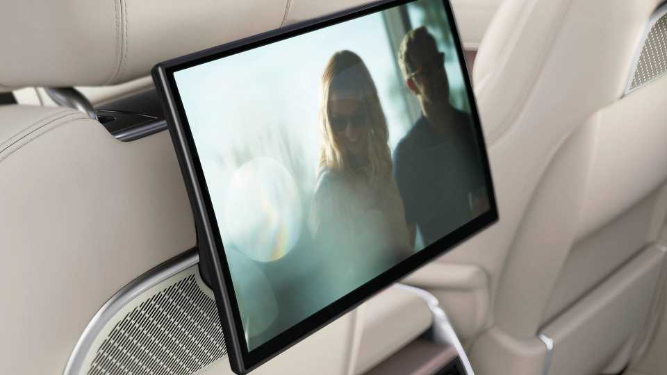 2024 Land Rover Range Rover Images: Interior and Exterior Gallery