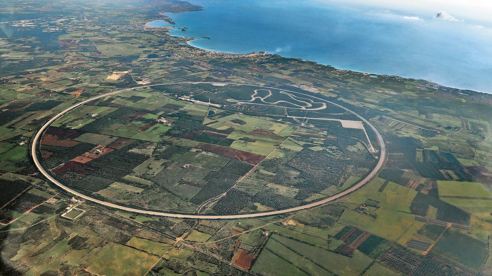 Porsche Nardò circuit