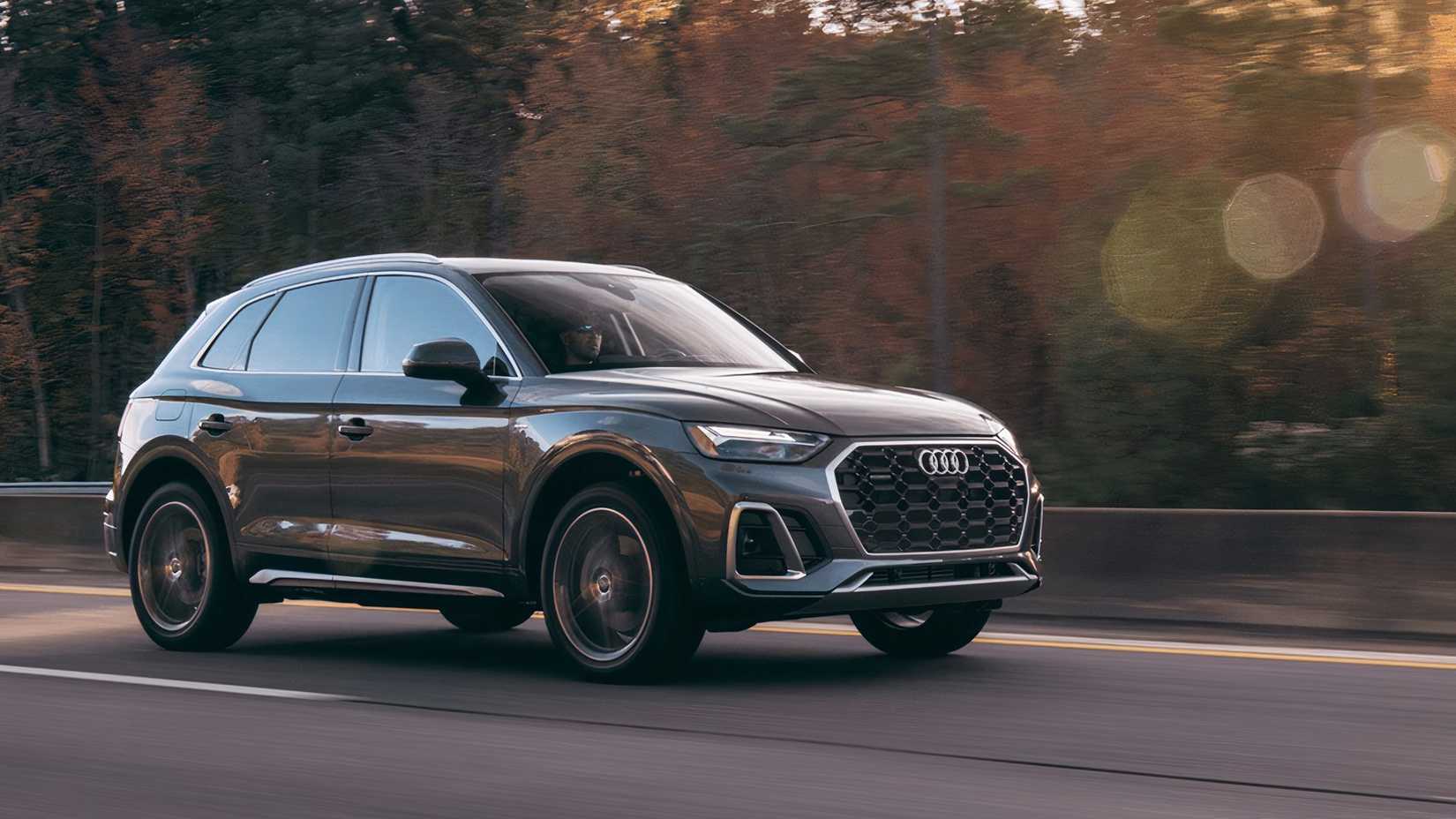 2025 Audi Q5 Plug-In Hybrid front 1/4