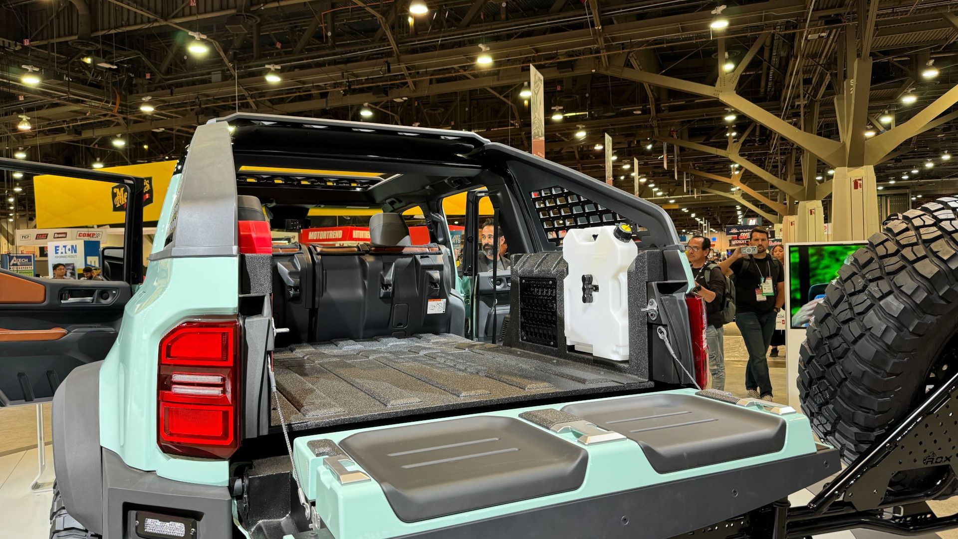 Open-Top Toyota Land Cruiser Is The Answer To Jeep Wrangler Dominance