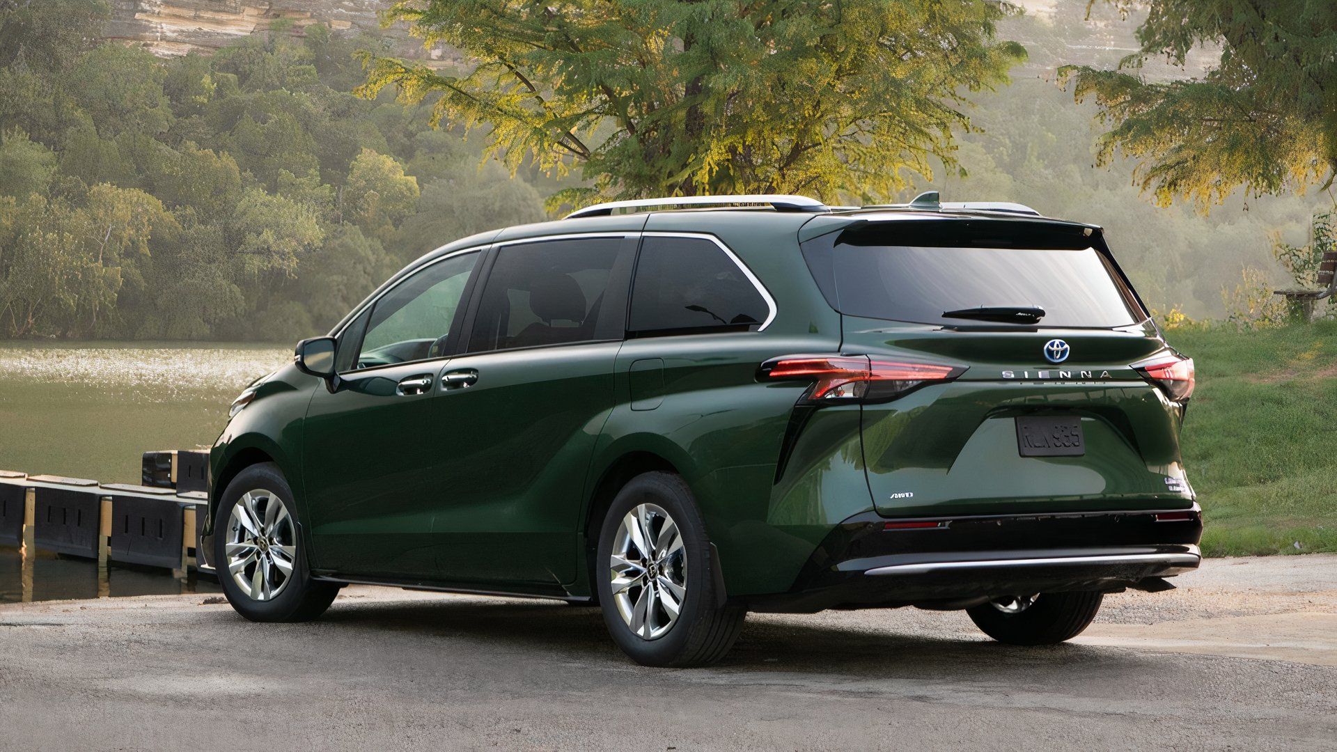 2024 Toyota Sienna Exterior 