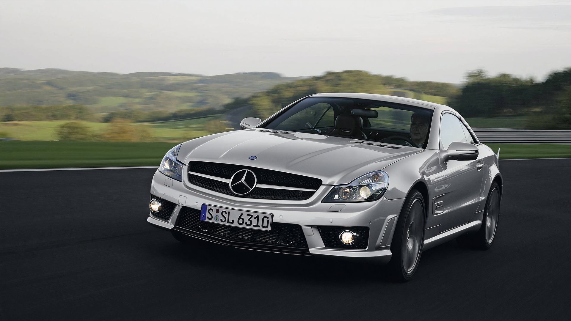 2011 Mercedes-AMG SL63 Pricing, Photos & Specs