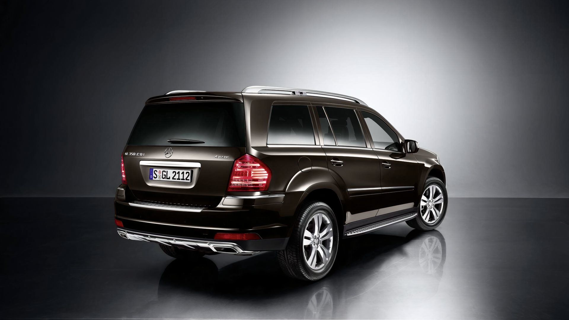2011 Mercedes-Benz GL-Class Pricing, Photos & Specs