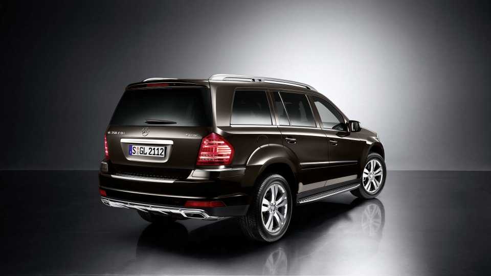 2011 Mercedes-Benz GL-Class Pricing, Photos & Specs