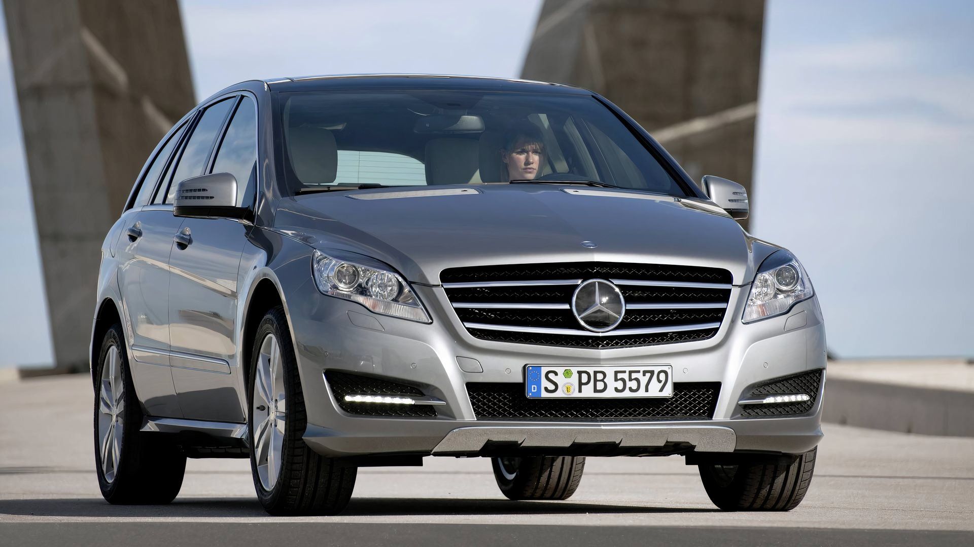 2011 Mercedes-Benz R-Class Exterior Photos