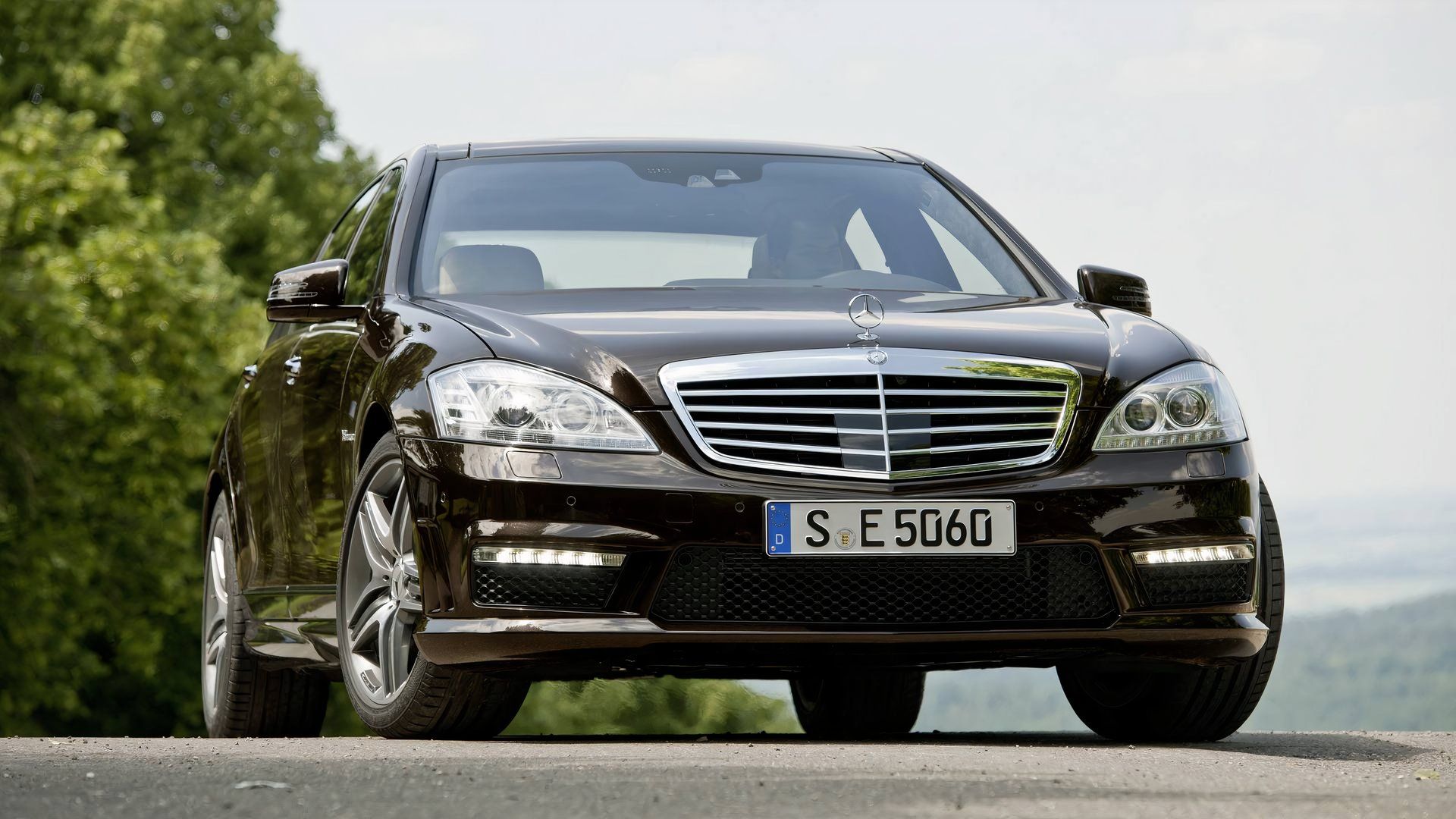 2010 MercedesAMG S63 Sedan Pricing, Photos & Specs