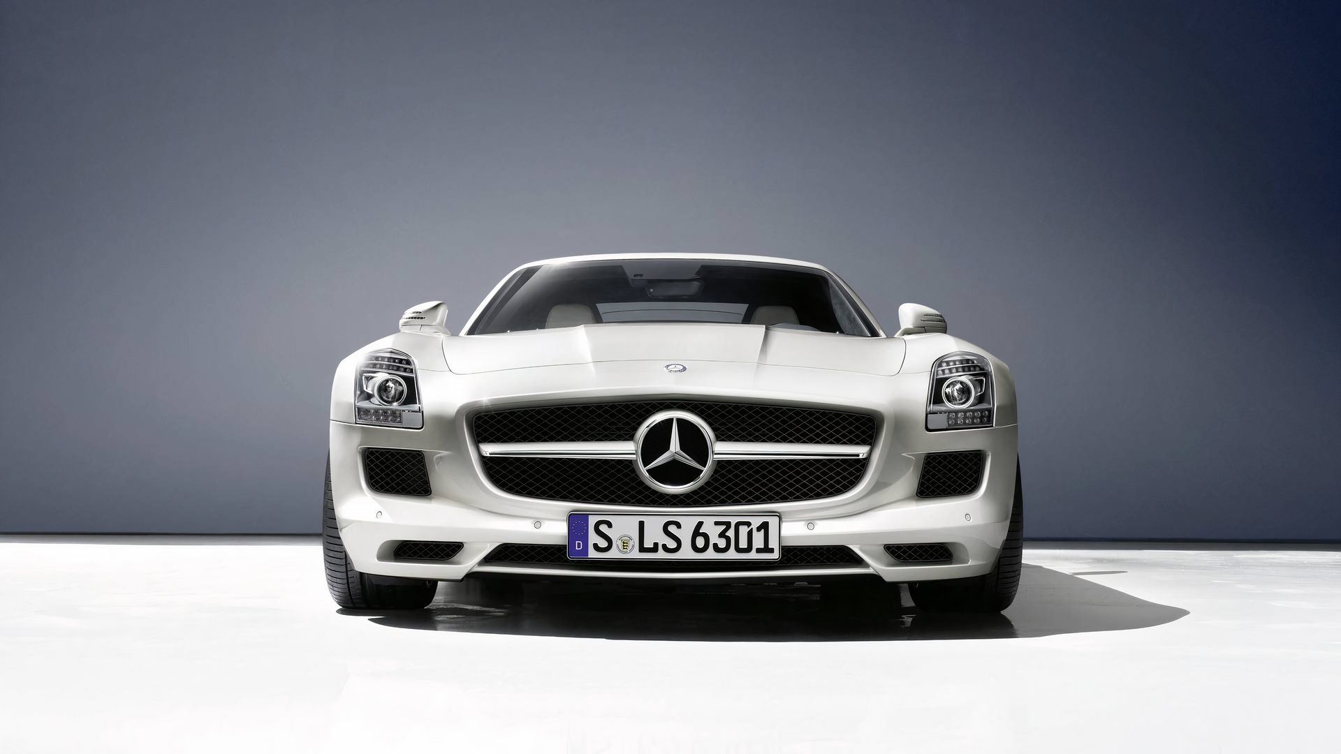 2011 Mercedes-Benz SLS AMG Coupe Exterior Photos