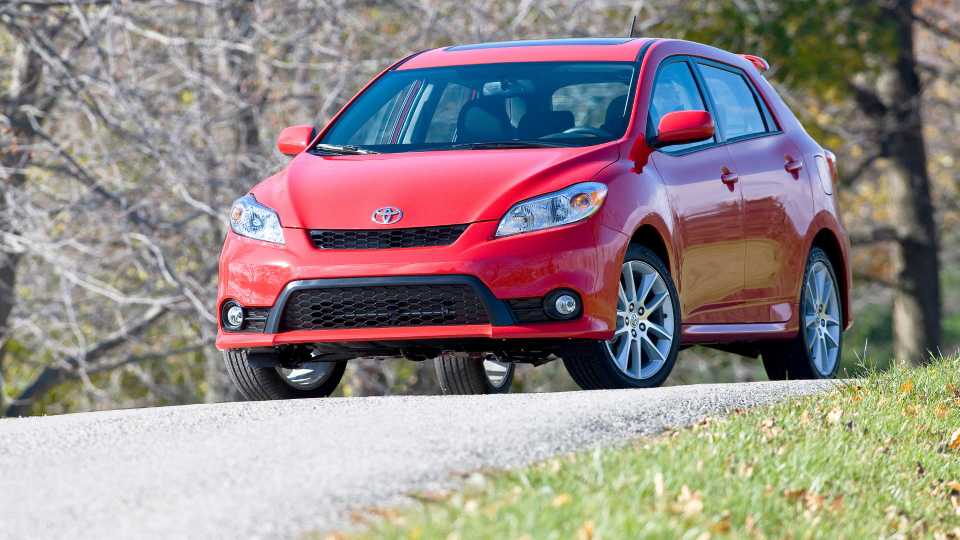2011 Toyota Matrix Pricing, Photos & Specs