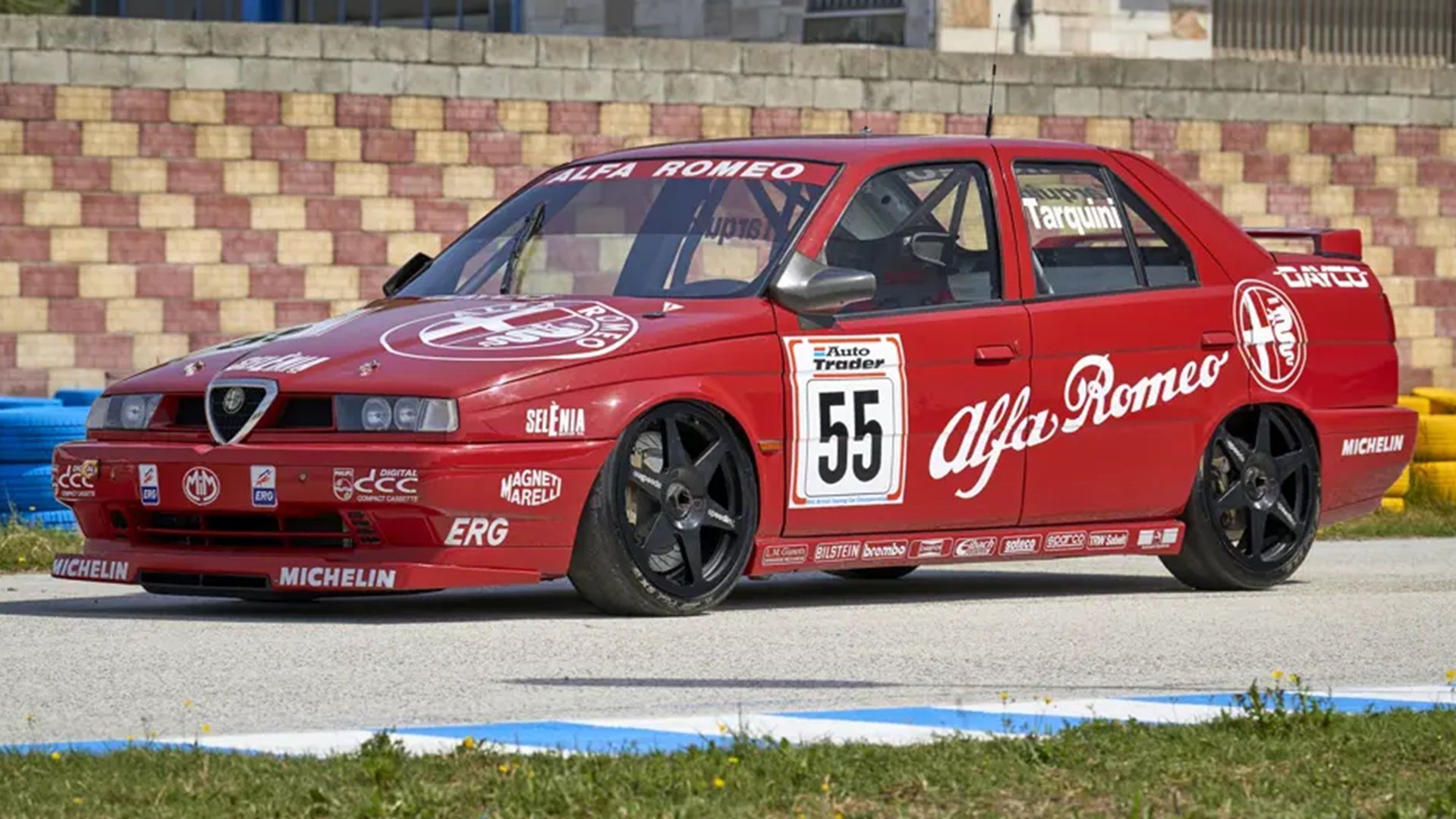 The 1990s Alfa Romeo Sports Sedan Came With Aerodynamic Parts In The Trunk