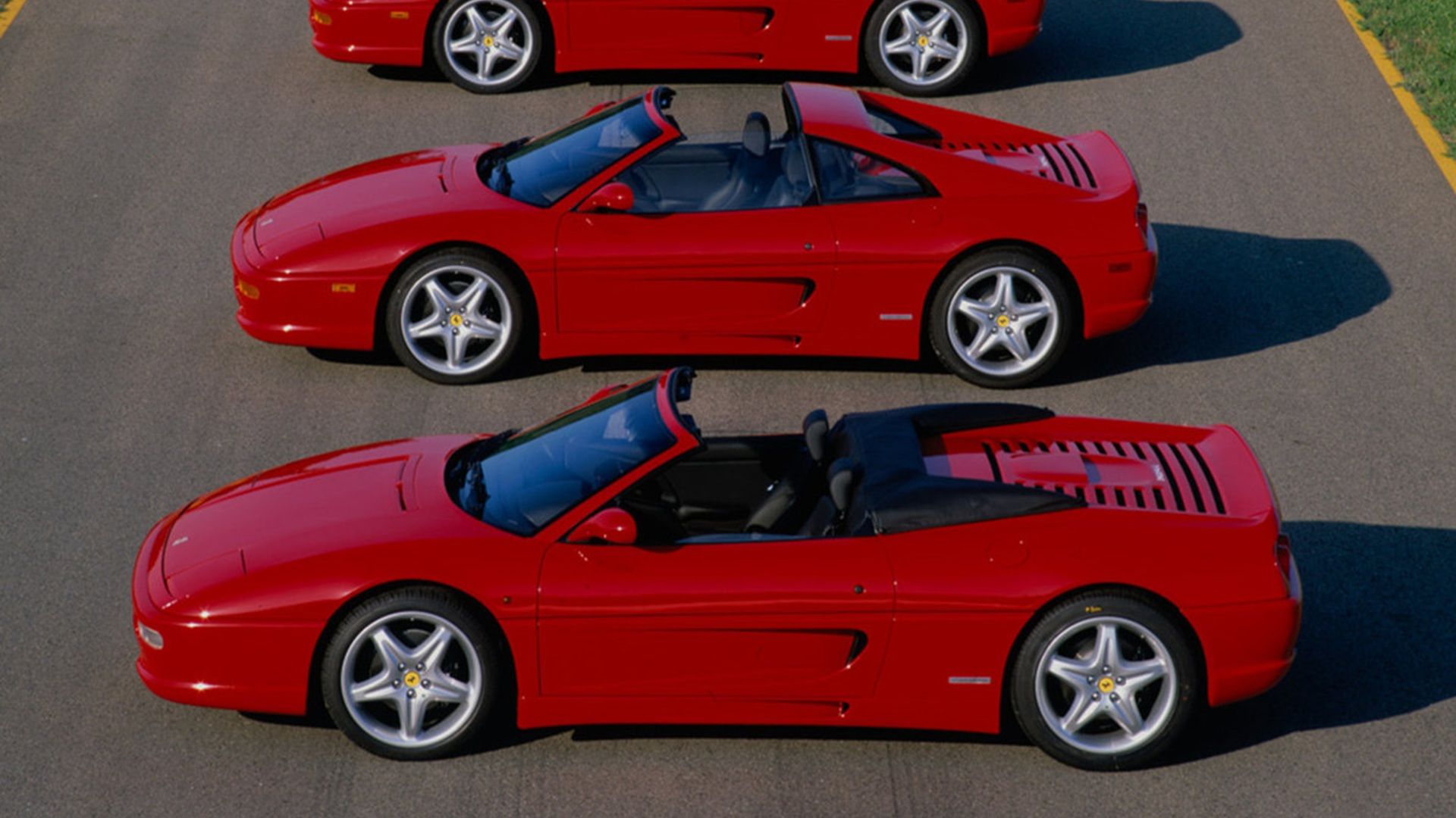 This 1990s Ferrari Was The First Car To Have A Flappy Paddle