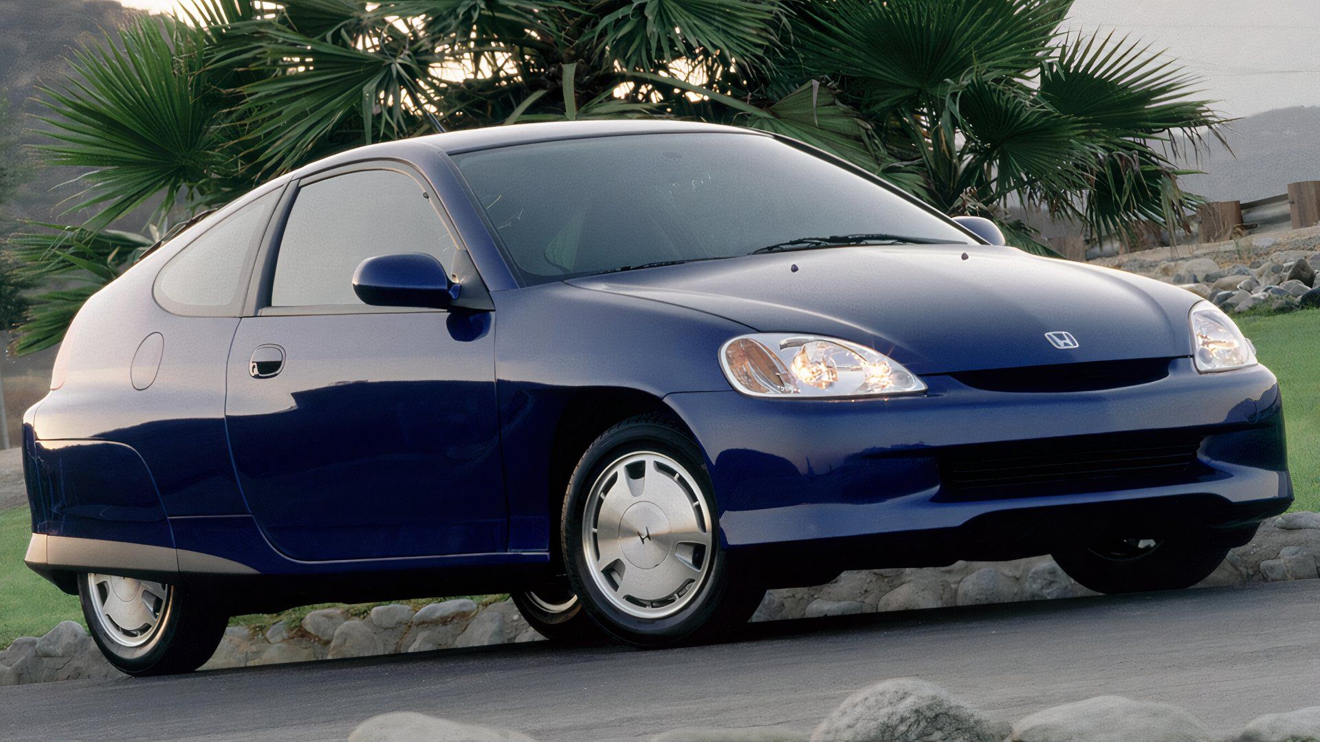 The First Hybrid Car In America Wasn't The One You Think