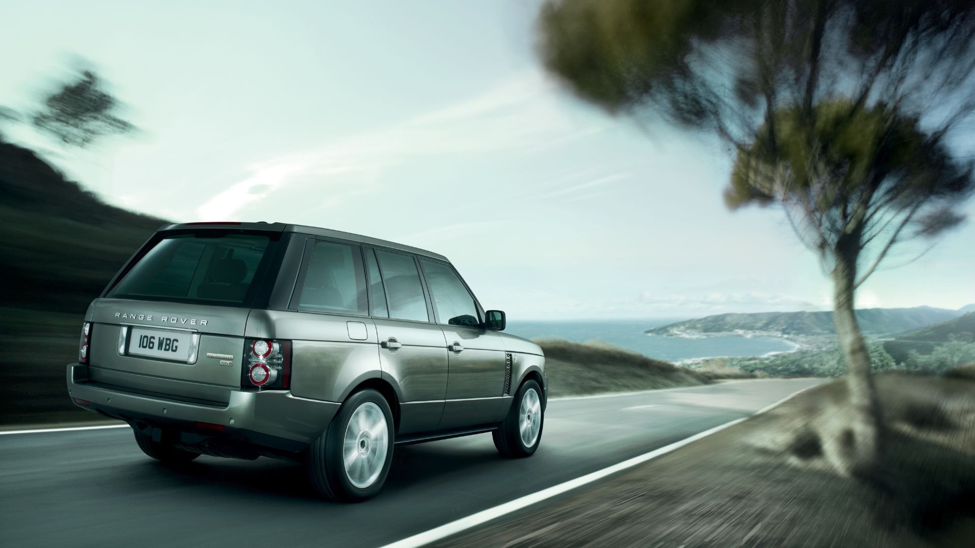 2011 Land Rover Range Rover Pricing, Photos & Specs
