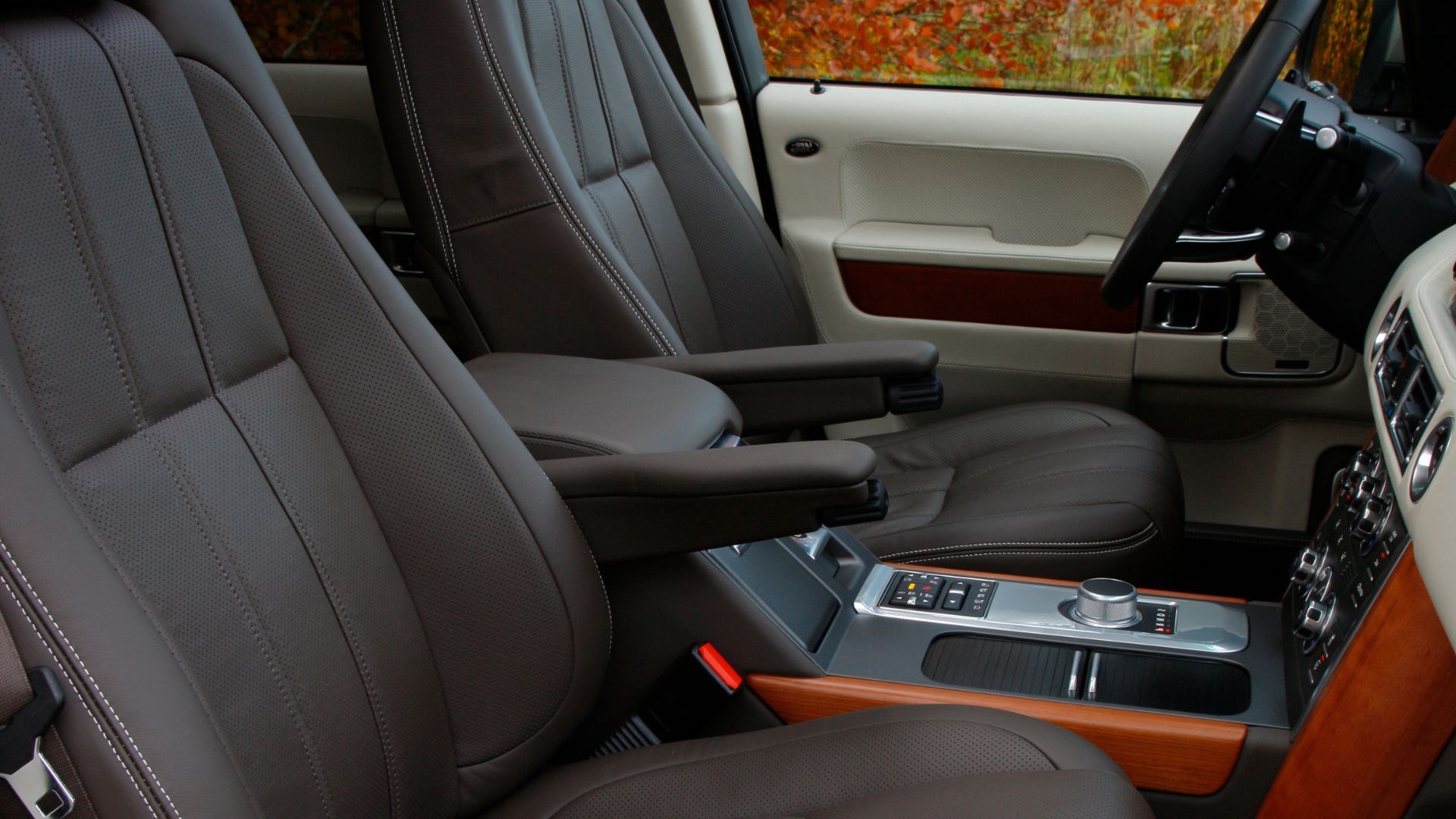 2011 Land Rover Range Rover Interior Photos