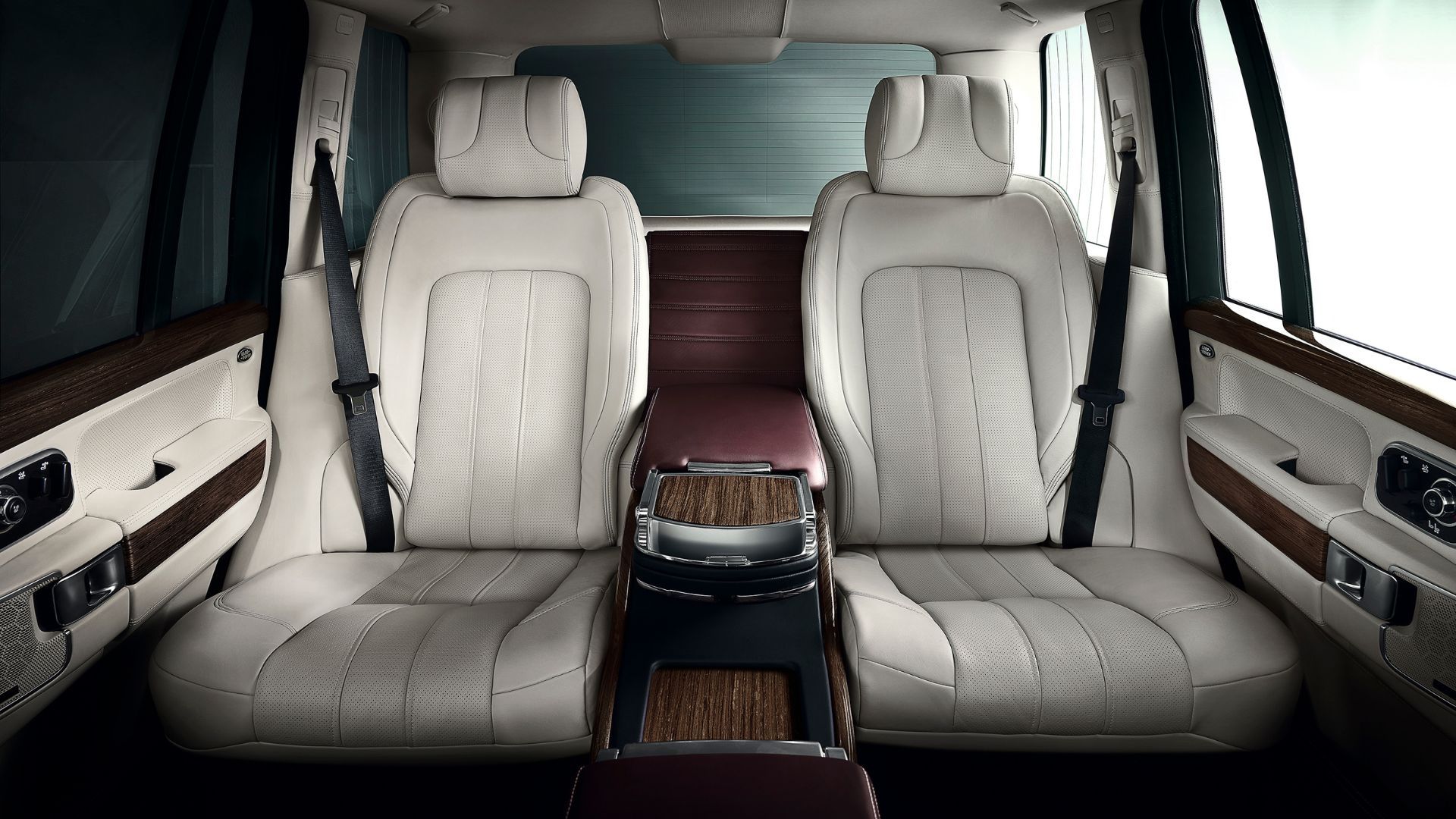 2010 Land Rover Range Rover Interior Photos