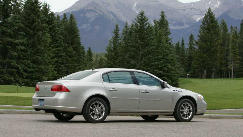 Surprising 2011 Buick Lucerne Tire Size Pictures