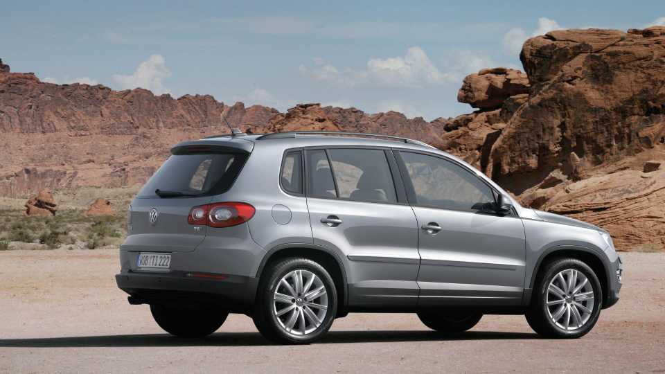 2010 Volkswagen Tiguan Pricing, Photos & Specs