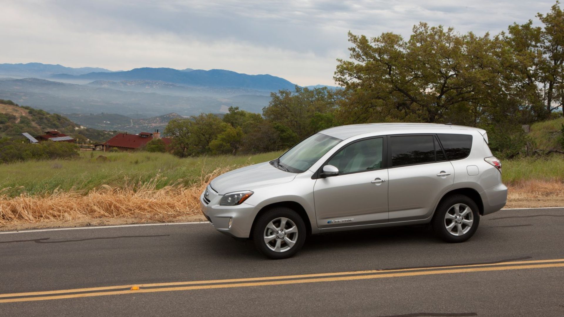 Toyota's RAV4 EV Only Costs $10,000, But It Has One Massive Downside