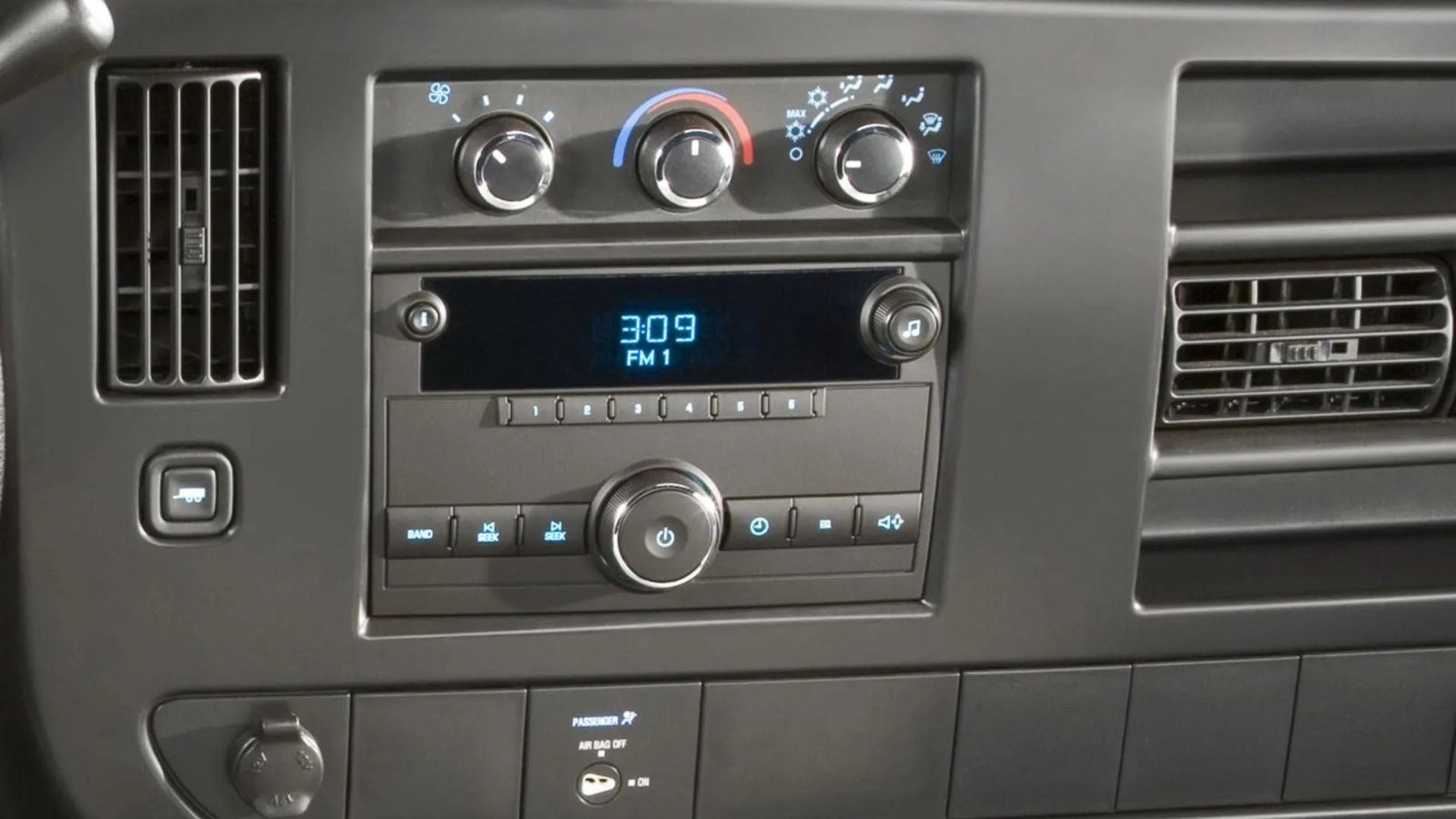 Chevy's 30-Year-Old V8 Van Finally Gets Tech That Rivals Have Had For Years