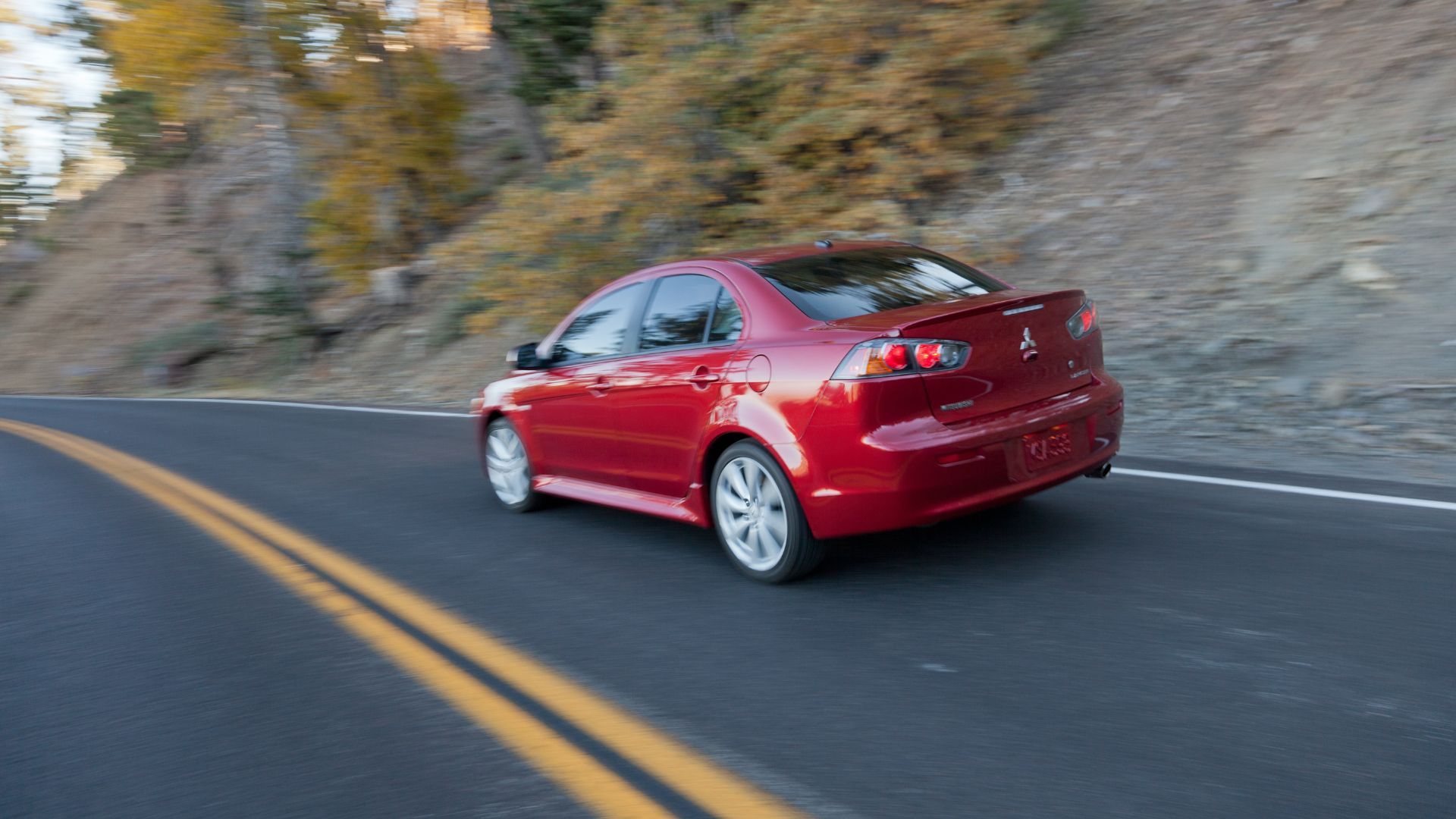 2010 Mitsubishi Lancer Sedan Pricing, Photos & Specs