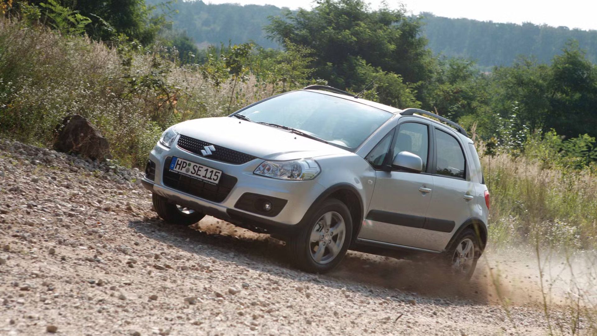 2012-suzuki-sx4-crossover-side