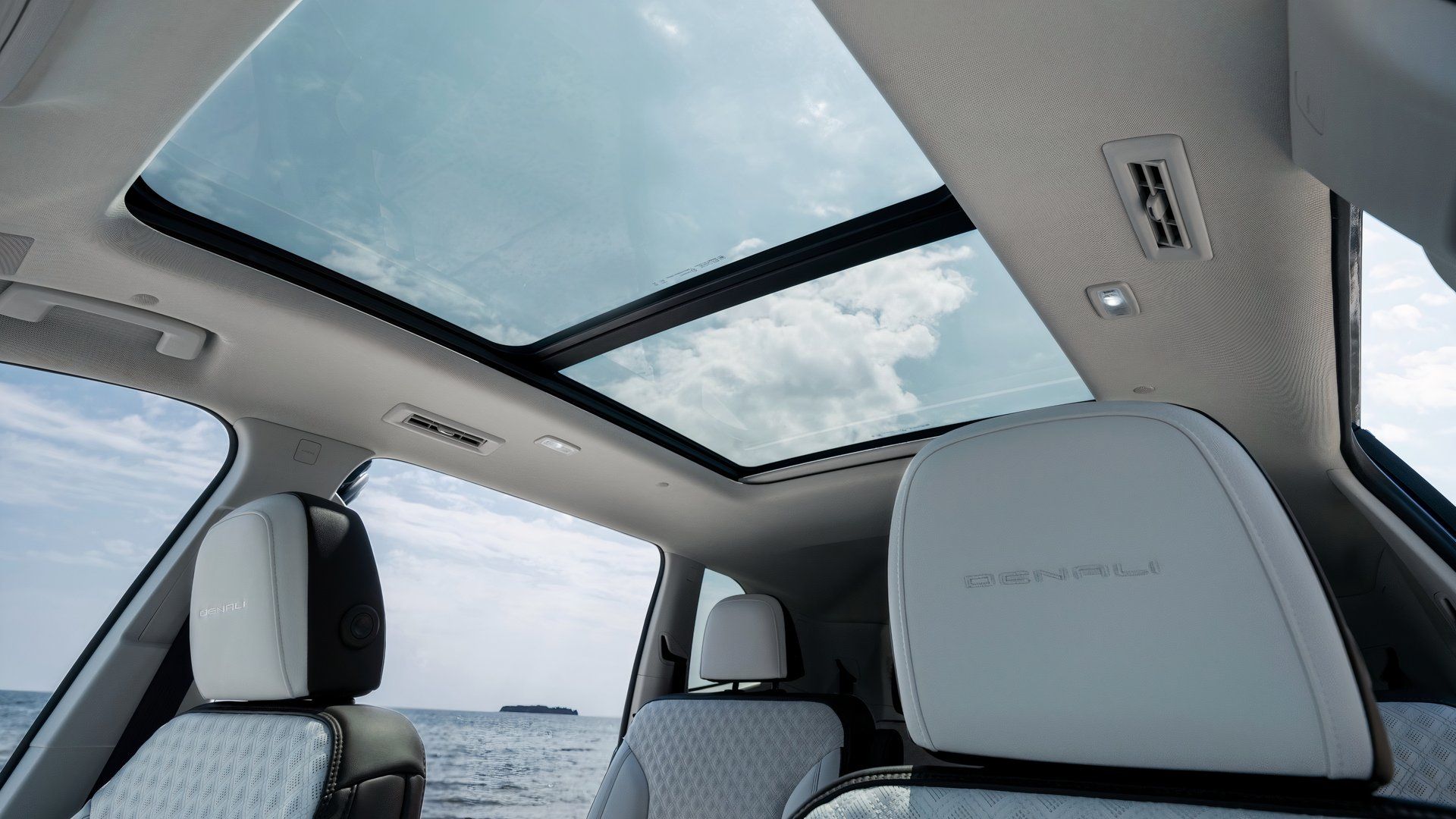 2024 GMC Acadia Interior 