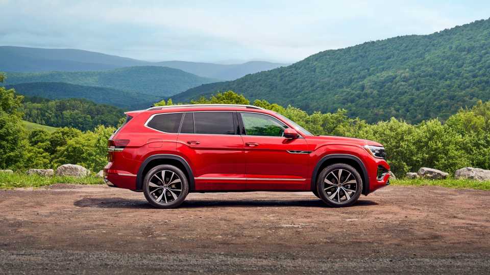2024 Volkswagen Atlas Interior And Exterior Photo Gallery