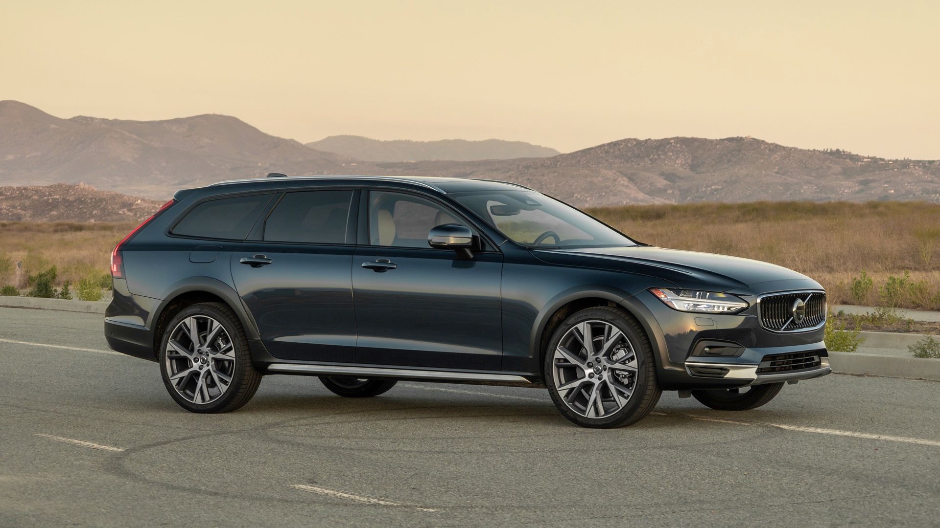 2024 Volvo V90 Cross Country Is A Wagon With Class And Capability