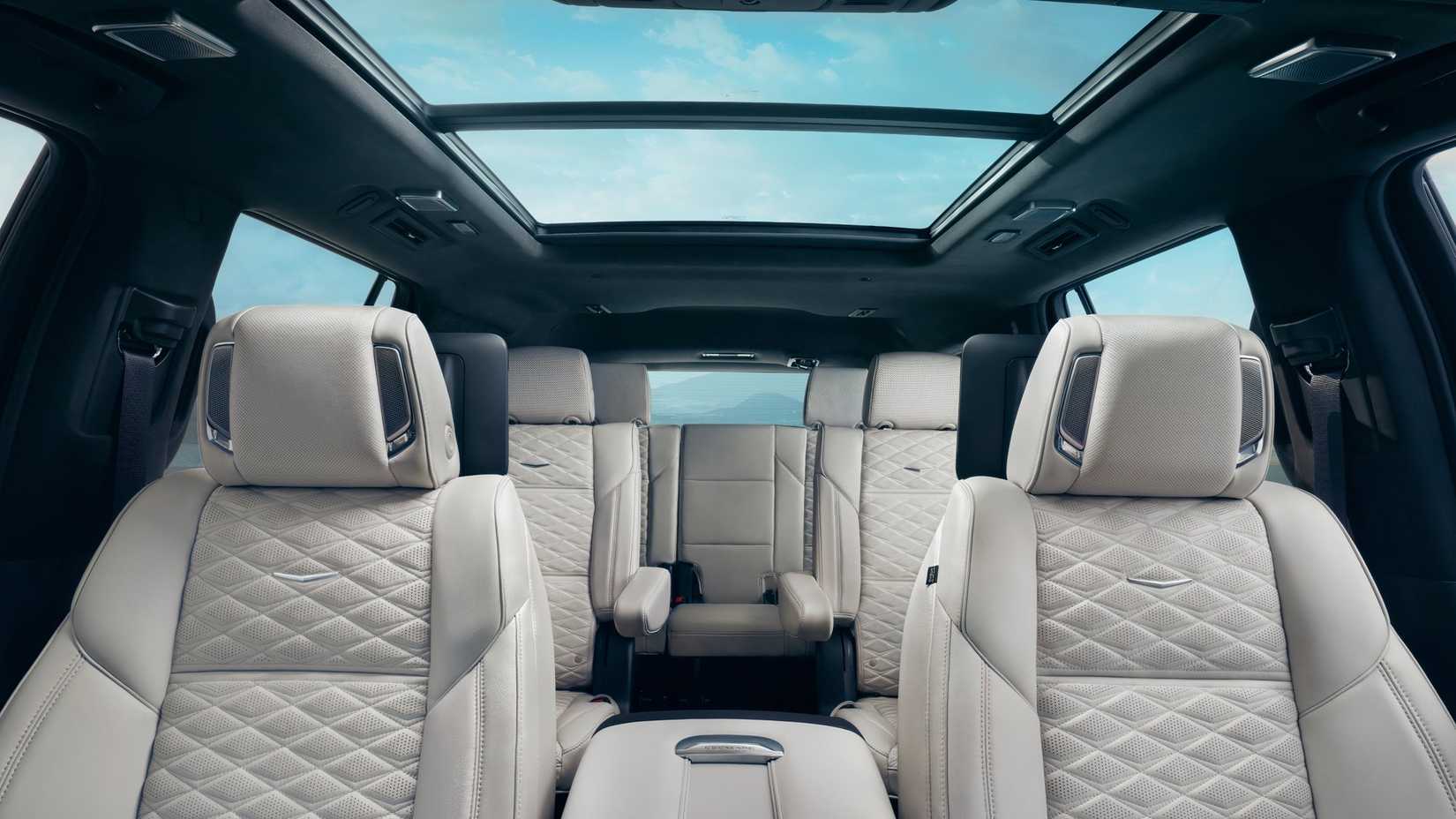 2025 Cadillac Escalade Images Interior And Exterior Gallery 2025-cadillac-escalade-images-interior-and-exterior-gallery